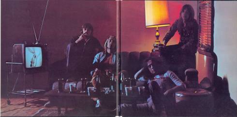 Bad Co Run With The Pack inside 1976