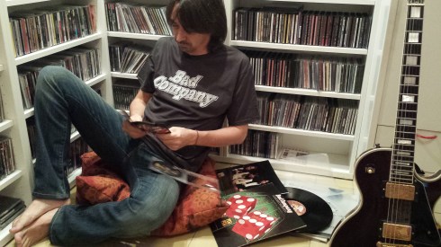 TT assorto nelle note di copertina di STRAIGHT SHOOTER - foto della groupie