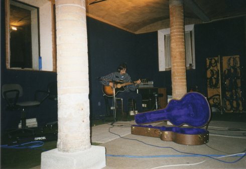 CC  Studio Vida San Faustino Di Rubiera (MO)1999 -Tim alle prese con NELLA SERA 
