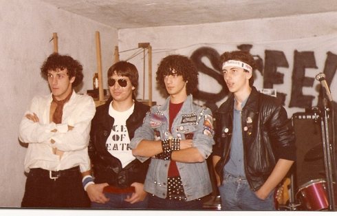 STEEL THUNDER nel 1981 (poi EXILE), Gianni (il cantante) è il primo a sinistra.