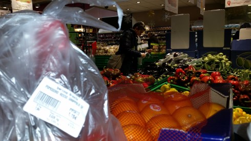 A saturday in december: Groupie alla Coop (foto TT)