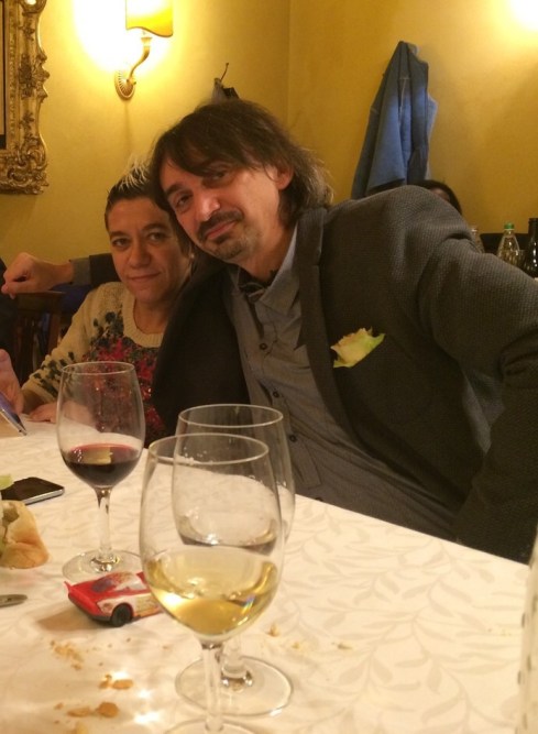 Groupie e Uomo di Bues - trattoria La Buca Zibello PR dic 2014 - foto di Doc