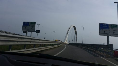 Milano bound thru' Calatrava's bridges - photo TT