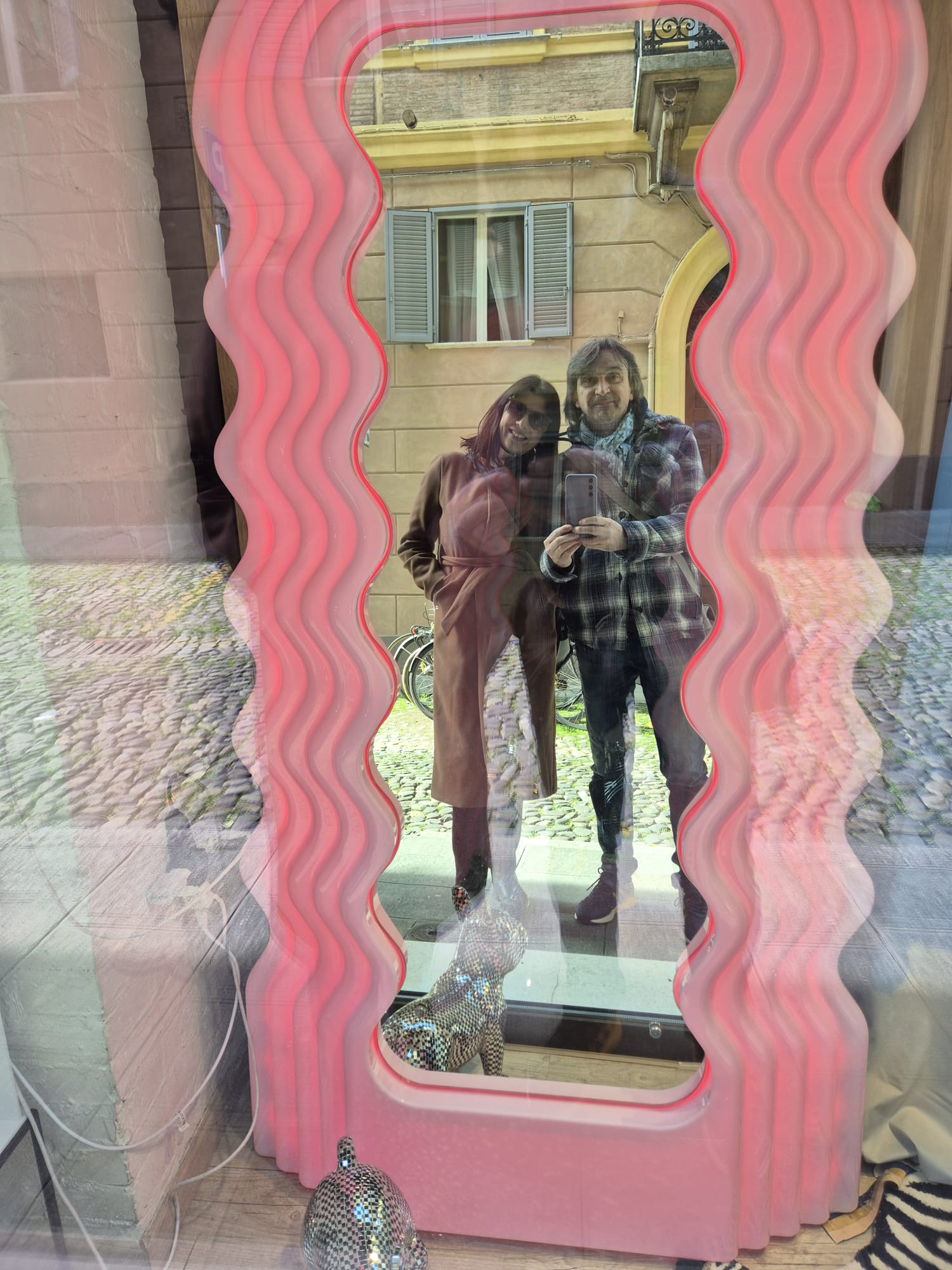 The Blues Brothers Marzia e Tim - Downtown Mutina marzo 2024 - autoscatto